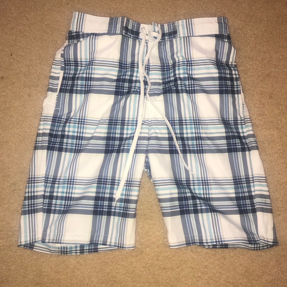Men’s swim trunks